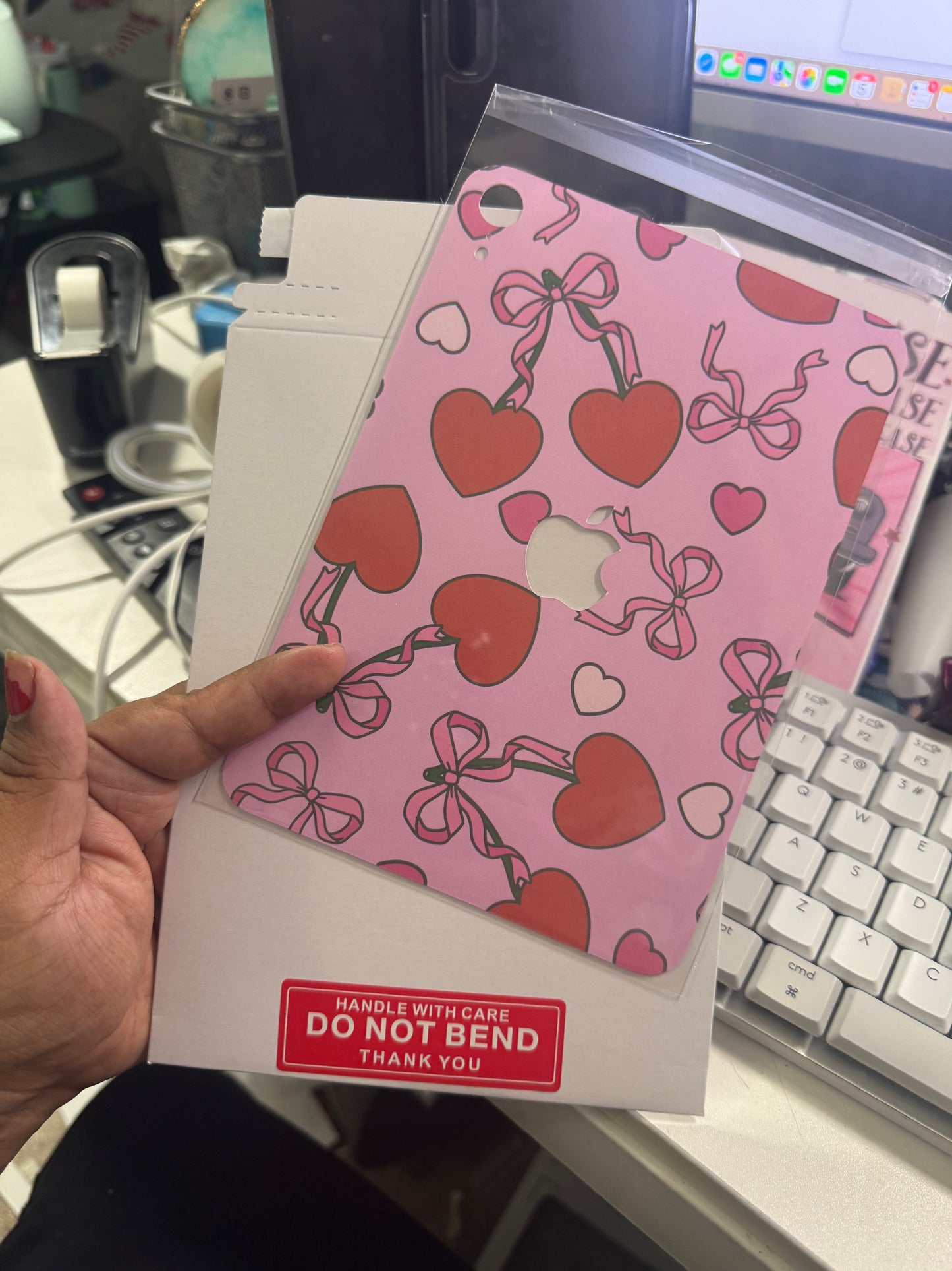 Valentine’s Day iPad Mini Insert - Heart & Ribbon Design | Bookish Gift for Book Lovers